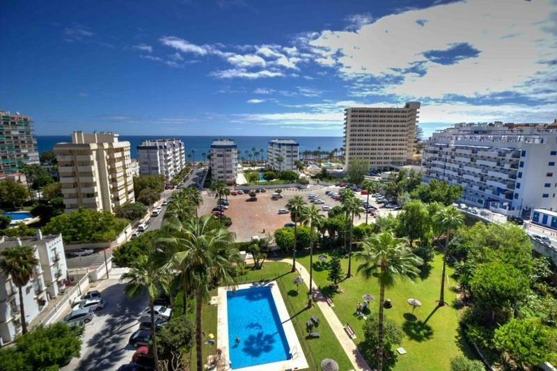 Апартаменты Piso Benalmadena Sky Экстерьер фото